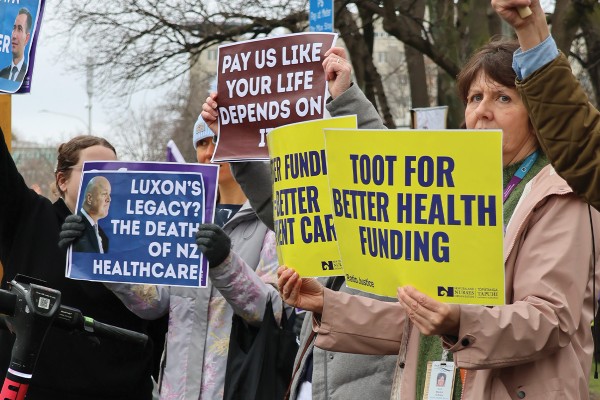 Nurses Strike Against Detrimental To Patient Working Conditions