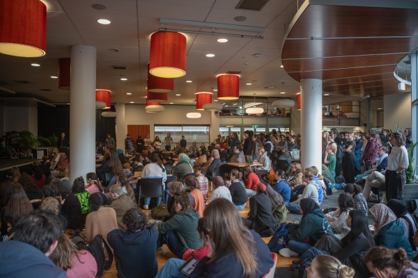 BDS is Back: Students Overwhelmingly Endorse Posture at SGM 