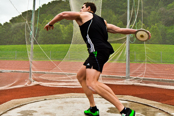 Tall guy is good at Frisbee, also Discus