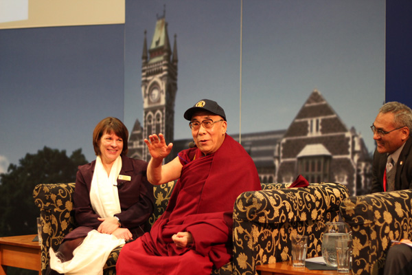 Dalai Lama visits Dunedin