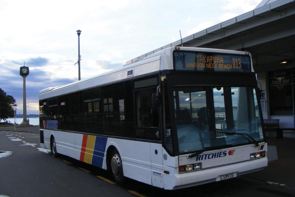 Pharmacy Students Mucked Around by Bus Company